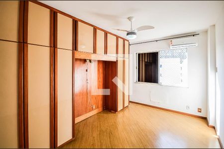 Suíte de apartamento para alugar com 2 quartos, 75m² em Grajaú, Rio de Janeiro
