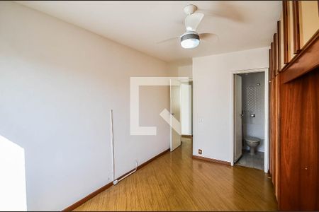 Suíte de apartamento para alugar com 2 quartos, 75m² em Grajaú, Rio de Janeiro