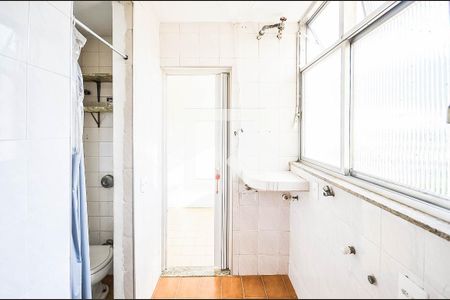 Apartamento à venda com 75m², 2 quartos e 1 vagaÁrea de Serviço