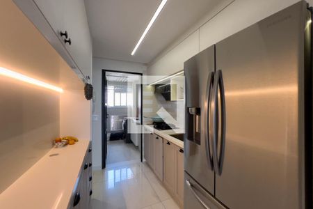 Apartamento à venda com 105m², 2 quartos e 2 vagasCozinha