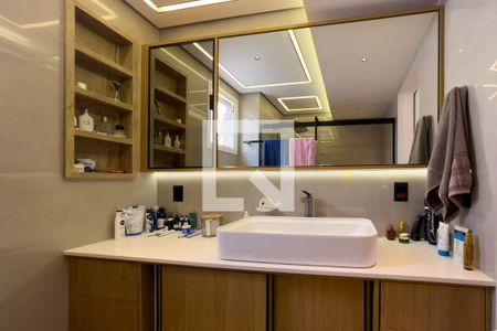 Apartamento à venda com 105m², 2 quartos e 2 vagasBanheiro do quarto 2