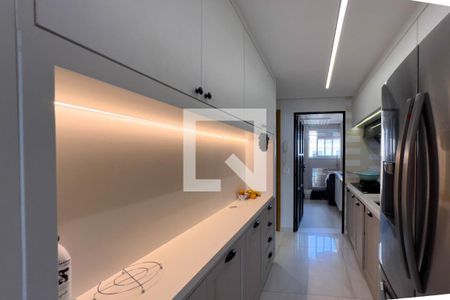 Apartamento à venda com 105m², 2 quartos e 2 vagasCozinha