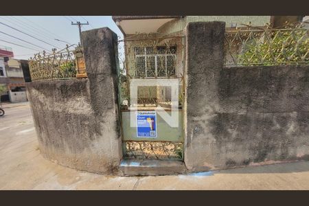 Casa à venda com 300m², 3 quartos e 2 vagasPlaca Instalada