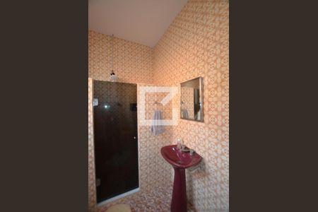 Casa à venda com 300m², 3 quartos e 2 vagasBanheiro