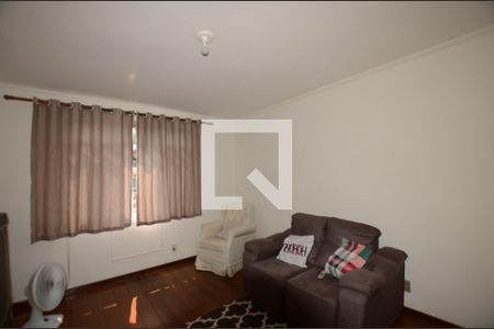 Casa à venda com 300m², 3 quartos e 2 vagasSala da Casa Anexa