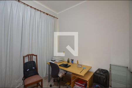 Casa à venda com 300m², 3 quartos e 2 vagasQuarto 2