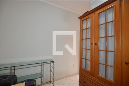 Casa à venda com 300m², 3 quartos e 2 vagasQuarto 2