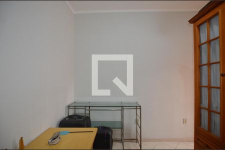 Casa à venda com 300m², 3 quartos e 2 vagasQuarto 2