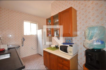 Casa à venda com 300m², 3 quartos e 2 vagasCozinha