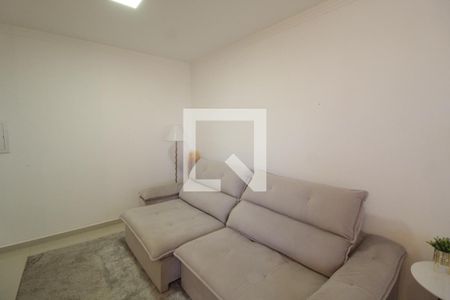 Sala de apartamento para alugar com 2 quartos, 52m² em Santa Mônica, Uberlândia