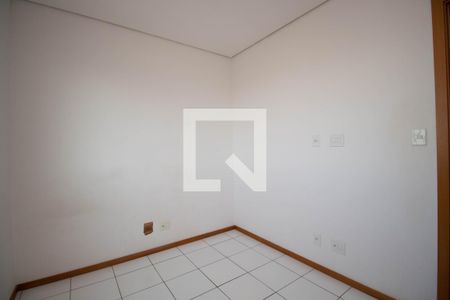 Quarto 1 de apartamento para alugar com 2 quartos, 43m² em Samambaia, Brasília