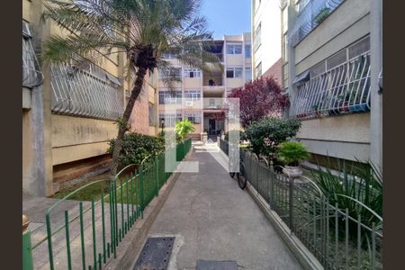 Apartamento para alugar com 70m², 2 quartos e sem vagaÁrea comum