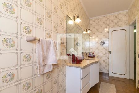 Casa à venda com 910m², 3 quartos e 4 vagasBanheiro social