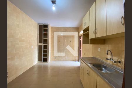 Apartamento à venda com 62m², 2 quartos e 1 vaga Apartamento à venda com 62m², 2 quartos e 1 vagaCozinha