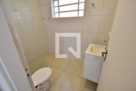 Casa à venda com 102m², 3 quartos e 1 vagaBanheiro