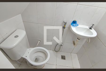 lavabo de casa para alugar com 1 quarto, 55m² em Pechincha, Rio de Janeiro