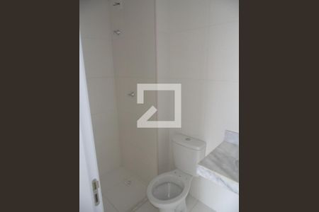 Apartamento para alugar com 60m², 2 quartos e sem vagaBanheiro da Suíte