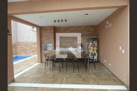 Apartamento para alugar com 60m², 2 quartos e sem vagaÁrea comum - Churrasqueira