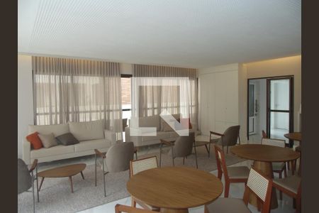 Apartamento para alugar com 60m², 2 quartos e sem vagaÁrea comum - Salão de festas