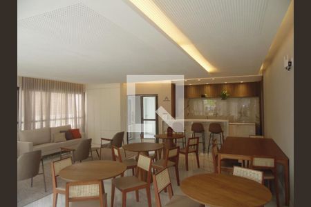 Apartamento para alugar com 60m², 2 quartos e sem vagaÁrea comum - Salão de festas