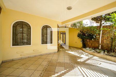 Casa à venda com 251m², 3 quartos e 2 vagas Casa à venda com 251m², 3 quartos e 2 vagasGaragem
