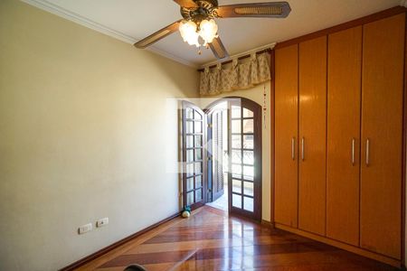 Casa à venda com 251m², 3 quartos e 2 vagas Casa à venda com 251m², 3 quartos e 2 vagasQuarto 02