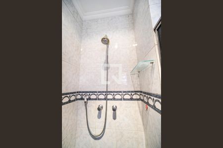 Casa à venda com 251m², 3 quartos e 2 vagas Casa à venda com 251m², 3 quartos e 2 vagasBanheiro social