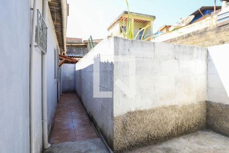 Casa para alugar com 60m², 2 quartos e 1 vagaÁrea Externa