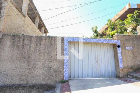 Casa para alugar com 60m², 2 quartos e 1 vagaFachada