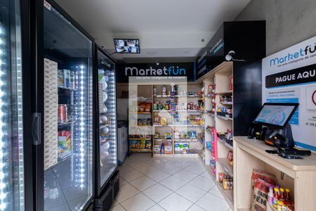 Apartamento à venda com 47m², 2 quartos e sem vagaÁrea Comum - Mini Mercado