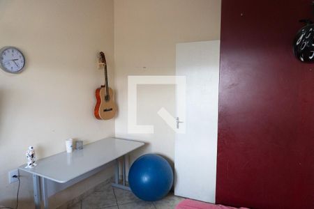 Casa à venda com 240m², 4 quartos e 2 vagasquarto 2