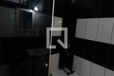 Casa à venda com 240m², 4 quartos e 2 vagasBanheiro quarto 2