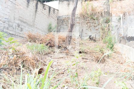 Casa à venda com 240m², 4 quartos e 2 vagasQuintal