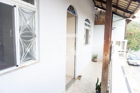 Casa à venda com 240m², 4 quartos e 2 vagasVaranda 