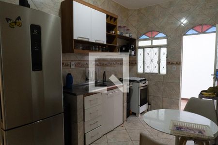 Casa à venda com 240m², 4 quartos e 2 vagasCozinha