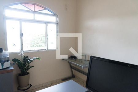 Casa à venda com 240m², 4 quartos e 2 vagasquarto 1