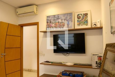 Casa para alugar com 1290m², 6 quartos e 7 vagasQuarto 6 - 1º Pavimento