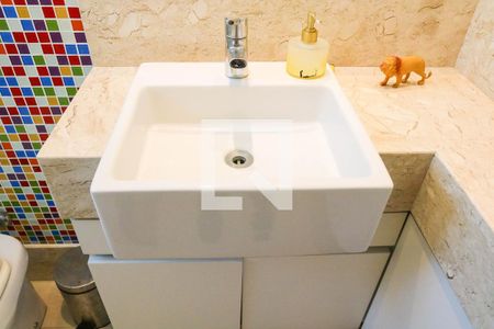 Casa para alugar com 1290m², 6 quartos e 7 vagasBanheiro do Quarto Suite 2 - 2º Pavimento