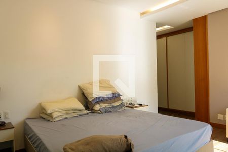 Casa para alugar com 1290m², 6 quartos e 7 vagasQuarto da Suite Master - 2º Pavimento