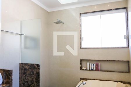 Casa para alugar com 1290m², 6 quartos e 7 vagasBanheiro da Suite Master - 2º Pavimento