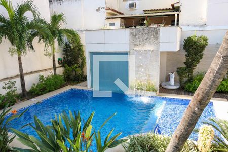 Casa para alugar com 1290m², 6 quartos e 7 vagasPiscina