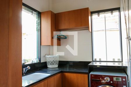 Casa para alugar com 1290m², 6 quartos e 7 vagasLavanderia