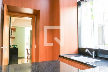 Casa para alugar com 1290m², 6 quartos e 7 vagasLavanderia