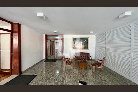 Hall de entrada de apartamento para alugar com 1 quarto, 50m² em Paraíso, São Paulo