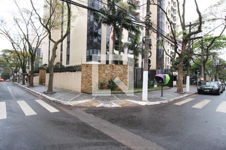 Apartamento à venda com 116m², 2 quartos e 2 vagasFachada