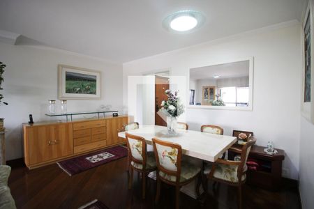 Sala de apartamento à venda com 2 quartos, 116m² em Vila Nova Conceição, São Paulo