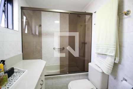 Apartamento à venda com 116m², 2 quartos e 2 vagasBanheiro da Suíte 1 