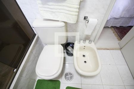 Apartamento à venda com 116m², 2 quartos e 2 vagasBanheiro da Suíte 1 