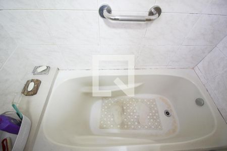 Apartamento à venda com 116m², 2 quartos e 2 vagasBanheiro da Suíte 1 