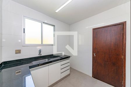Apartamento para alugar com 140m², 3 quartos e 2 vagas Apartamento para alugar com 140m², 3 quartos e 2 vagasCozinha